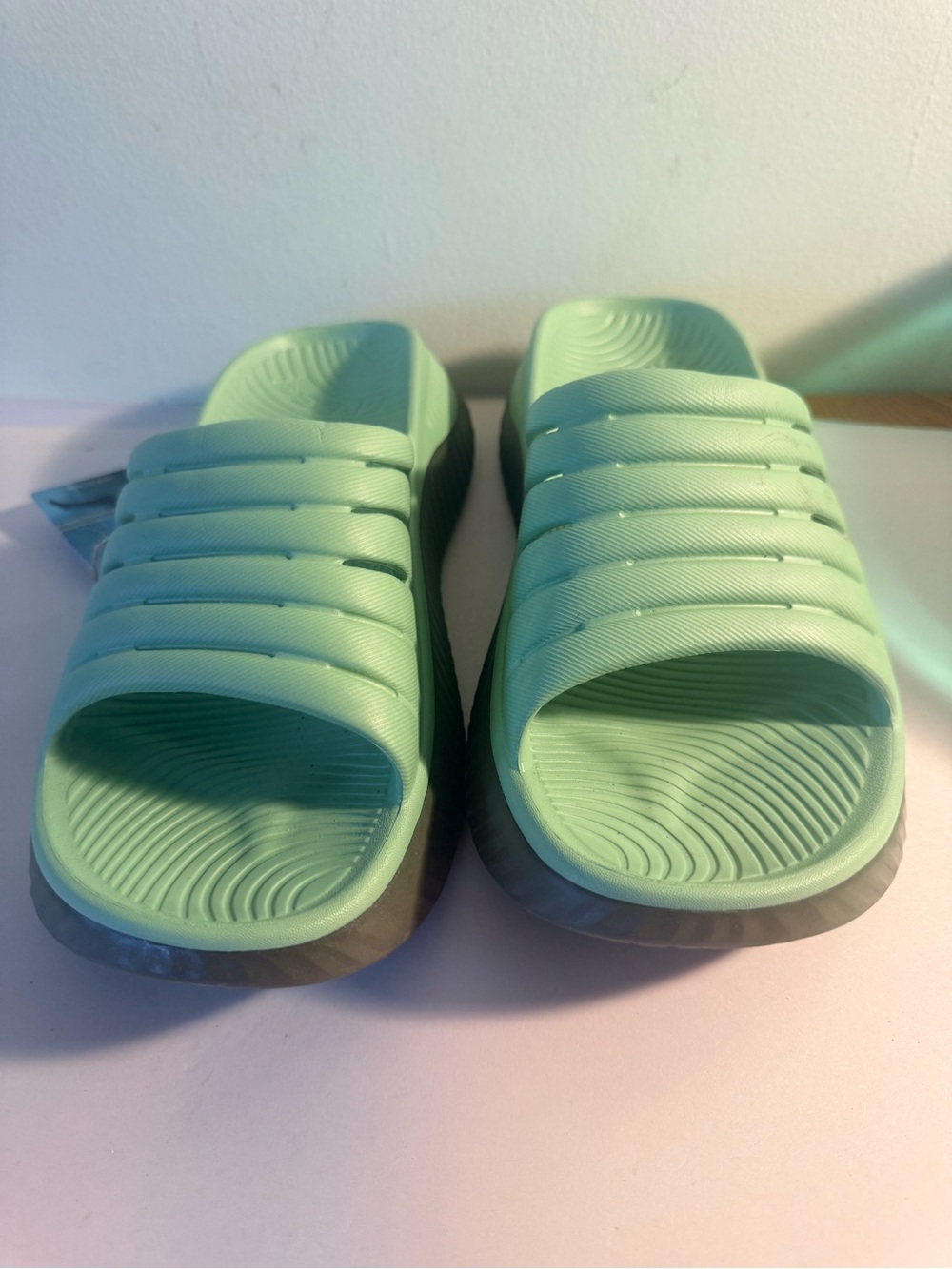 Women’s Mint Green Slide Sandals with Cushioned Footbed